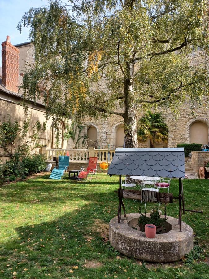 Au Puits De L'Abbaye Apartamento Bourges Exterior foto