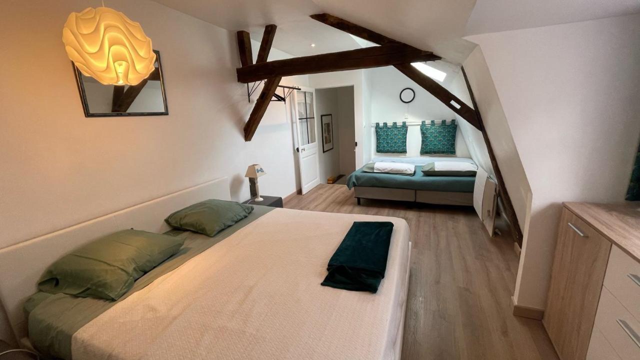 Au Puits De L'Abbaye Apartamento Bourges Exterior foto